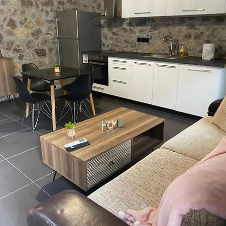 Villa V&m Traditional Luxury