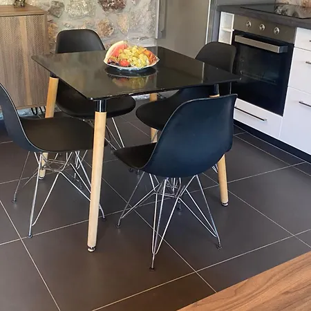 V&m Traditional Luxury