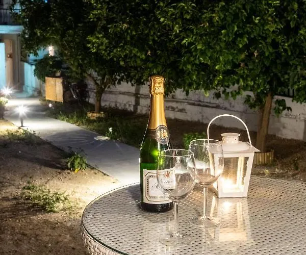 V&m Traditional Luxury تولو