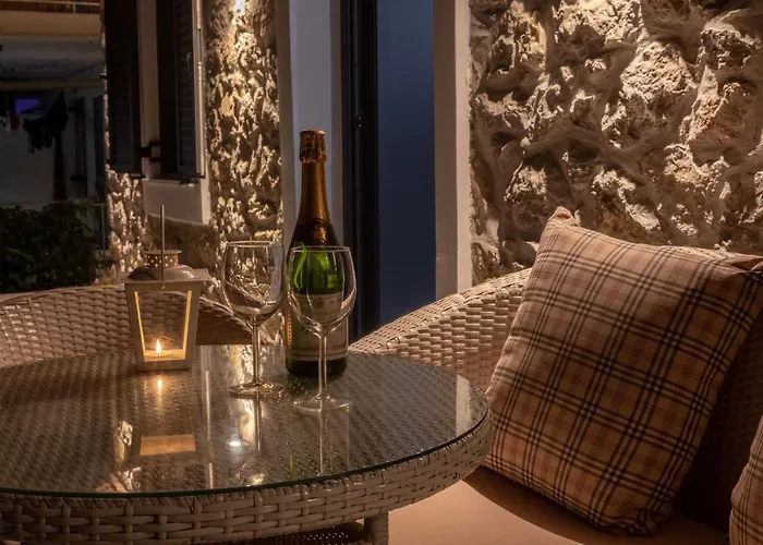 V&m Traditional Luxury