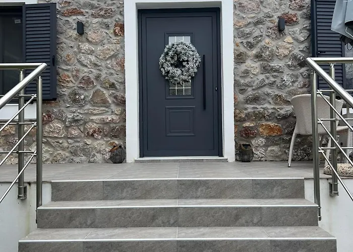 Villa V&m Traditional Luxury