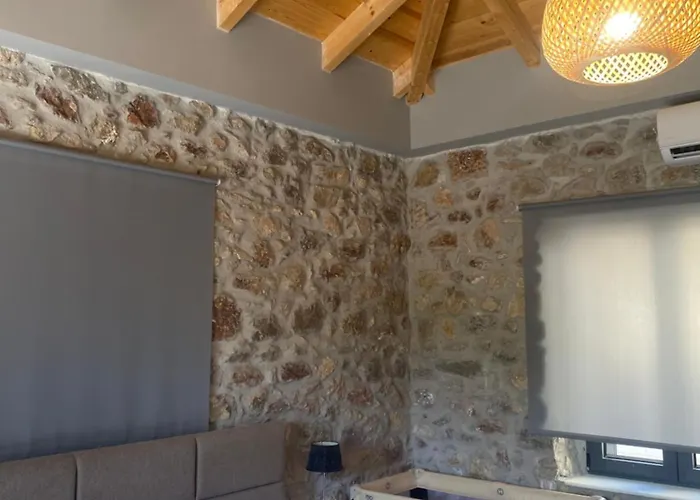 V&m Traditional Luxury Villa *